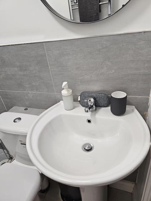 Ferienwohnung Super Value Bath Street Flat Ilkeston Exterior foto